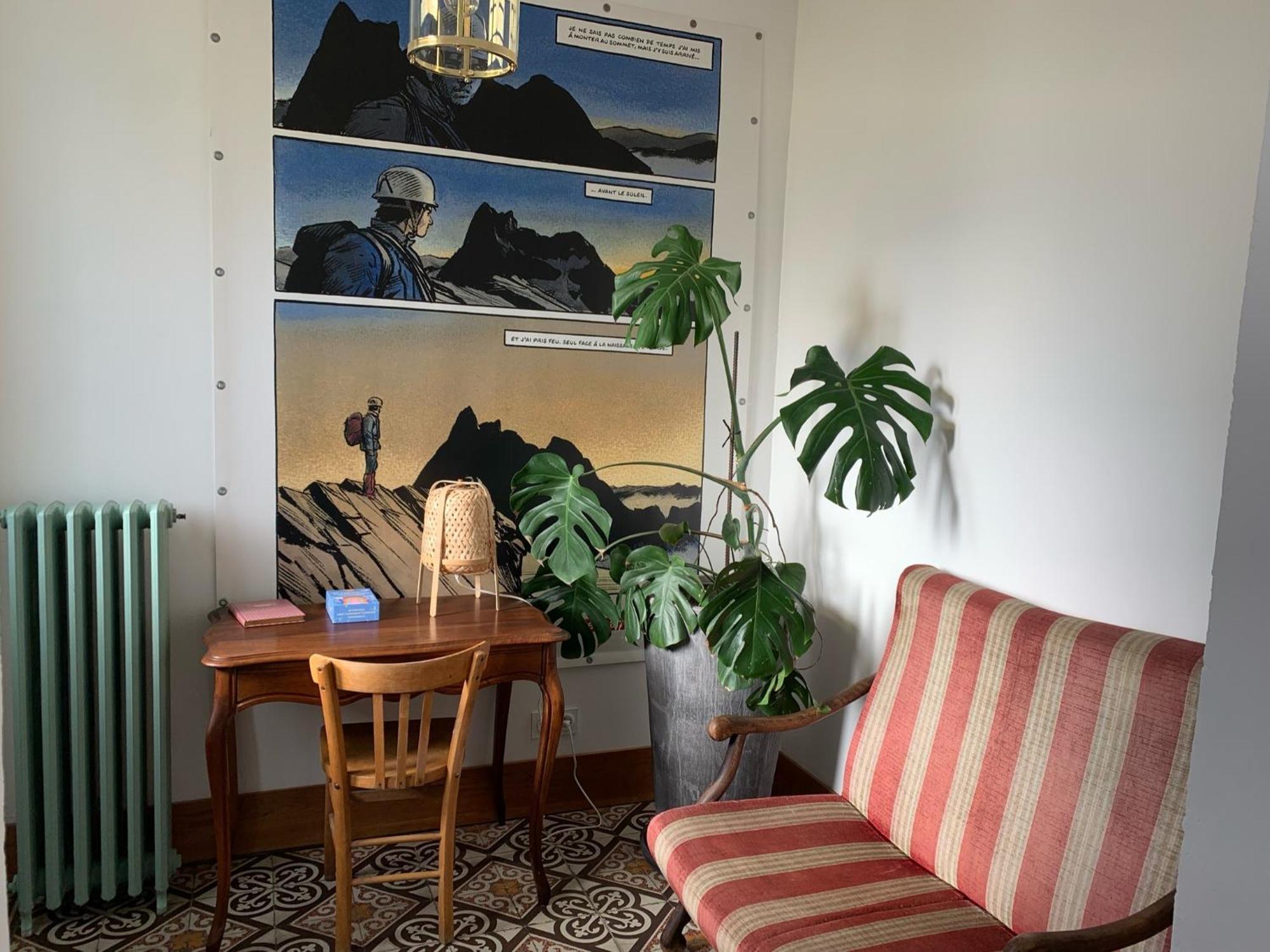 A Deux Pas De La Gare, La Maison Rouge Albertville Exteriér fotografie